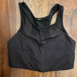 Black Lululemon Sports Bra / Crop